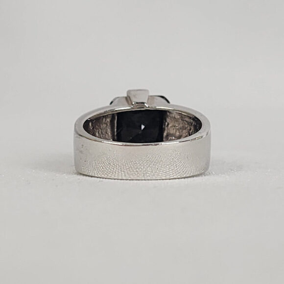 Silver & Black Faceted Stone Ring Size 9 - Picture 4 of 7